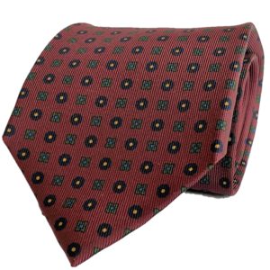 3-fold burgundy with motif tie