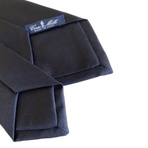 3-fold navy blue tie